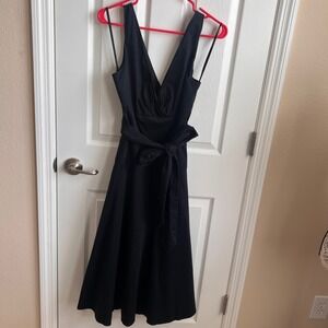 Max and Cleo Black V-Neck Sleeveless Fit & Flare Midi Dress Size 10